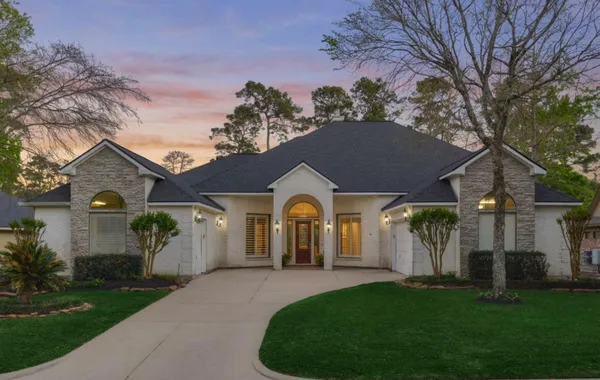$995,000 | 6611 Course View Lane, Spring, TX 77389