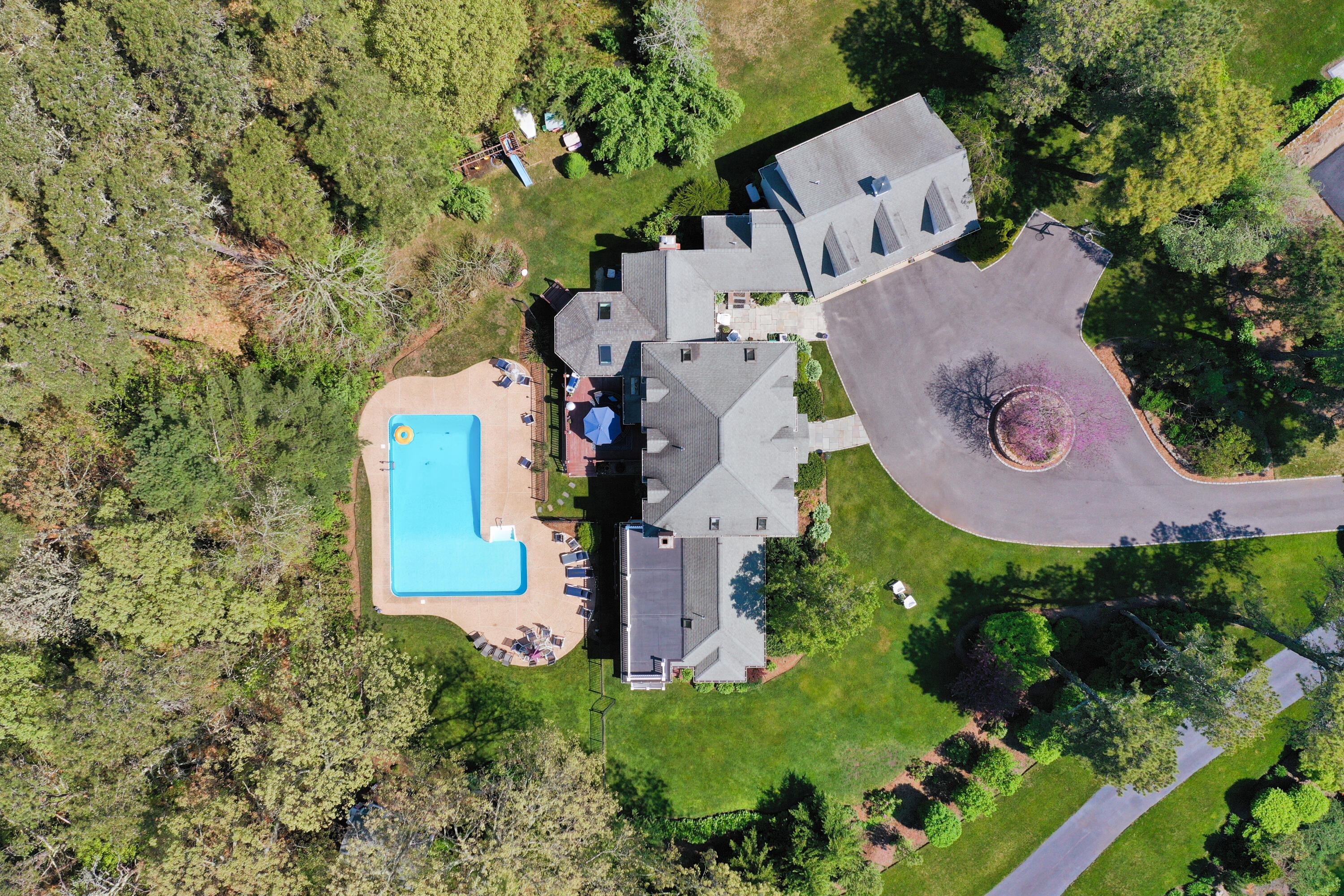 80 Farm Valley Road Osterville, MA 02655 - Photo 45 of 47 an aerial view of residential house with outdoor space and parking