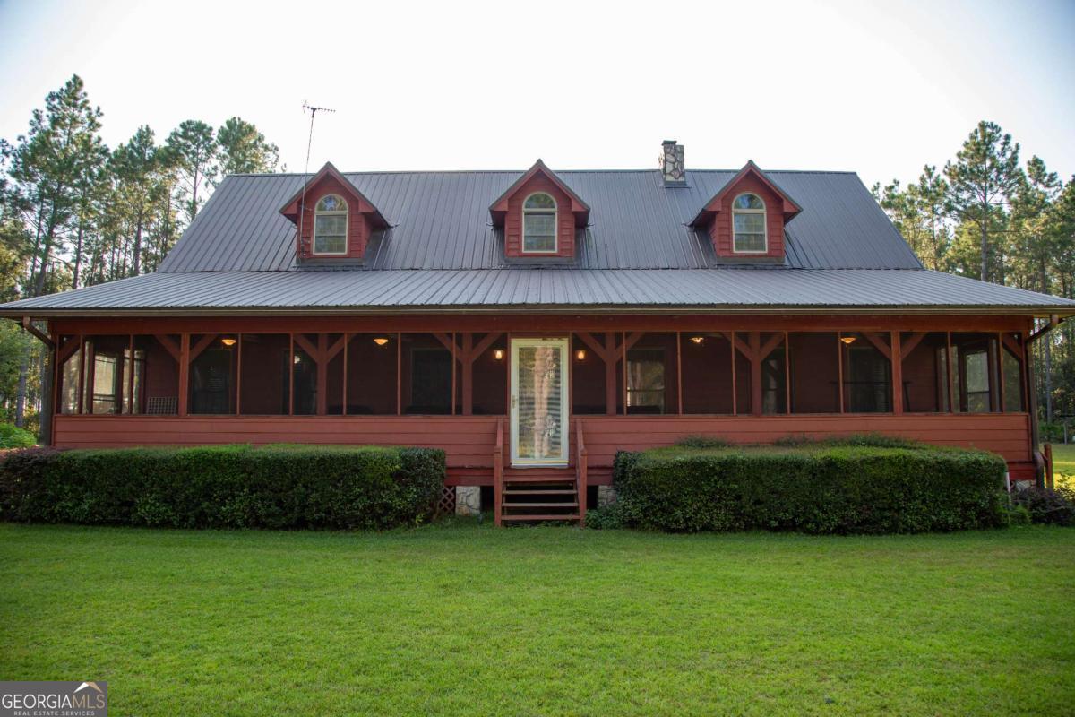 5495 Cross Road Broxton, GA 31519 - Photo 2 of 38