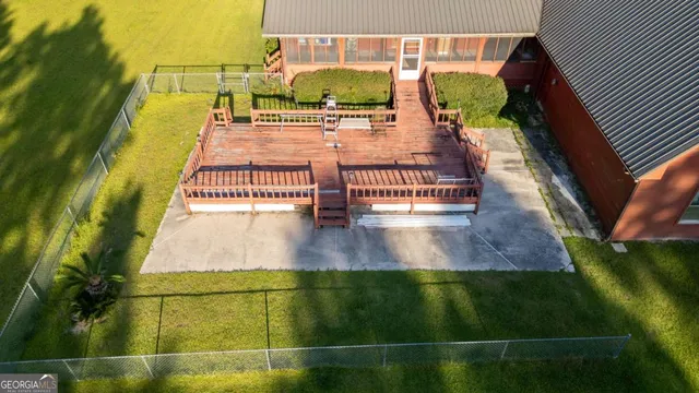 a view of an outdoor space