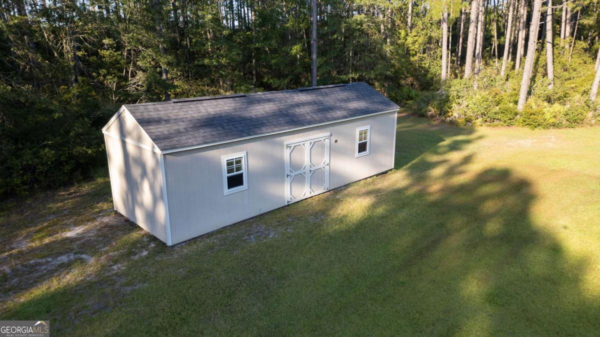 5495 Cross Road Broxton, GA 31519 - Photo 9 of 38
