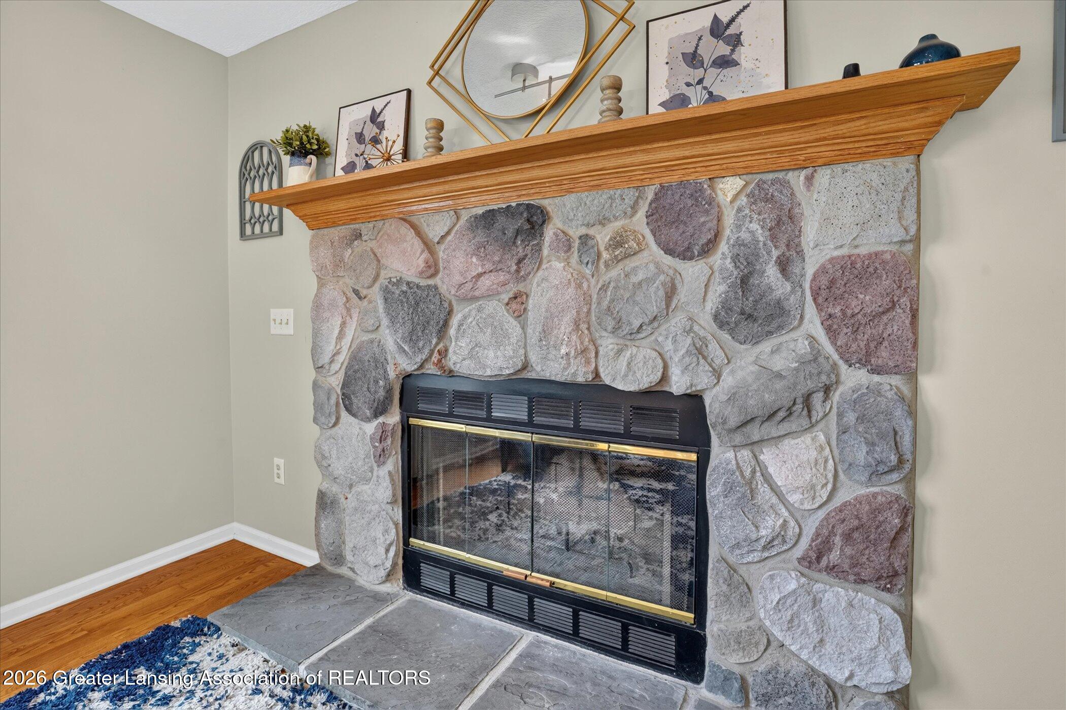 2999 Eden Road Leslie, MI 49251 - Photo 13 of 65 13-2999-Eden-Rd-Leslie-MI-49251-WindowSt