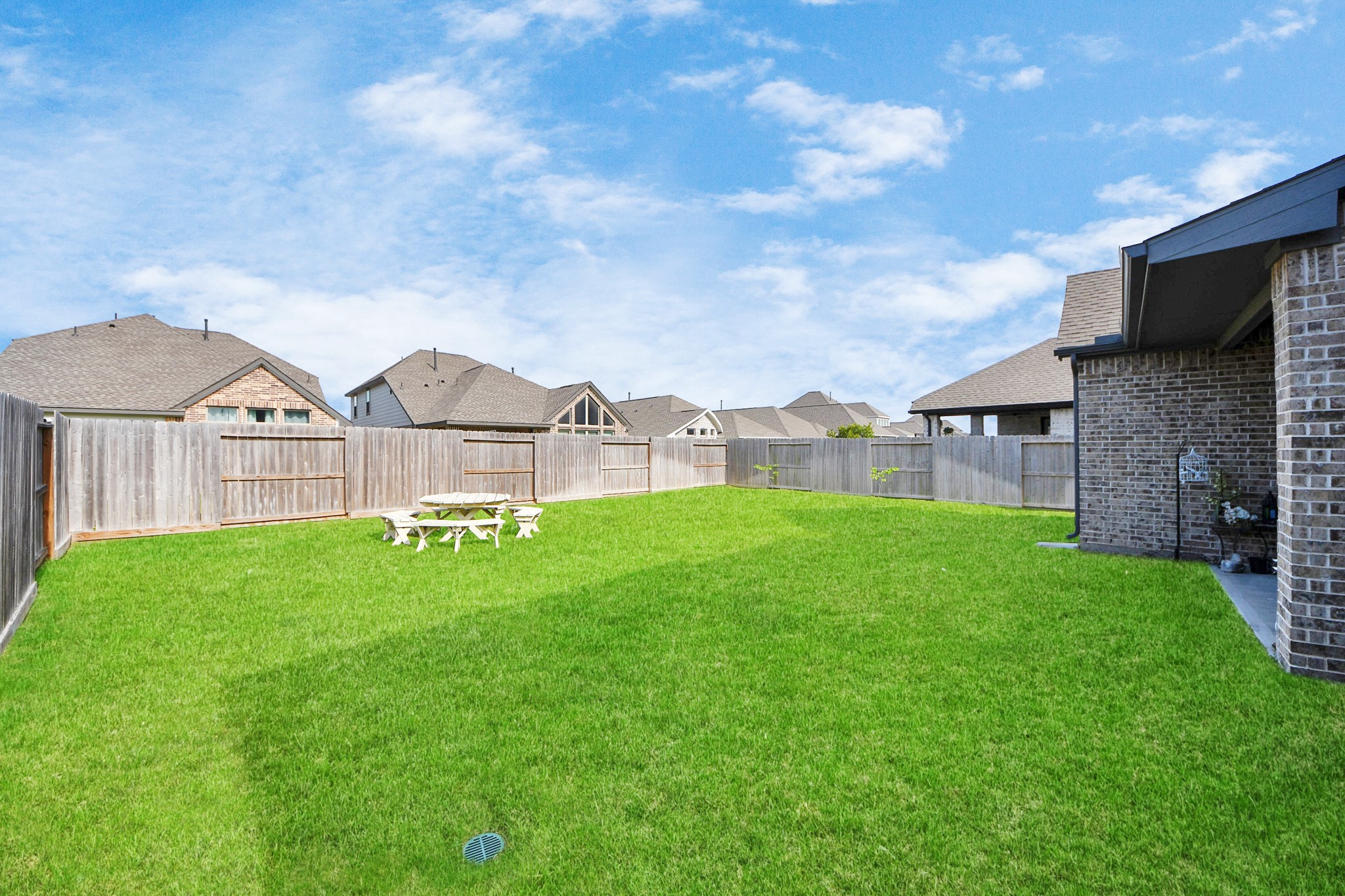 10514 Rigel Rdg Way Richmond, TX 77406 - Photo 49 of 50 a view of a house with a yard