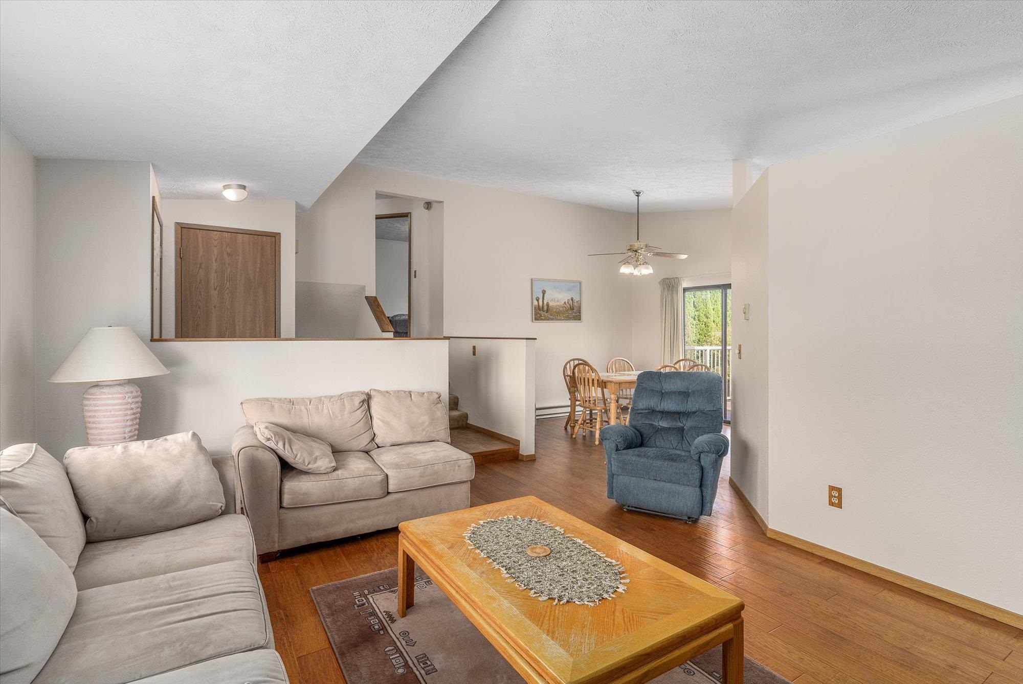 5102 North Calvin Road Spokane Valley, WA 99216 - Photo 3 of 20 Gallery Image 3