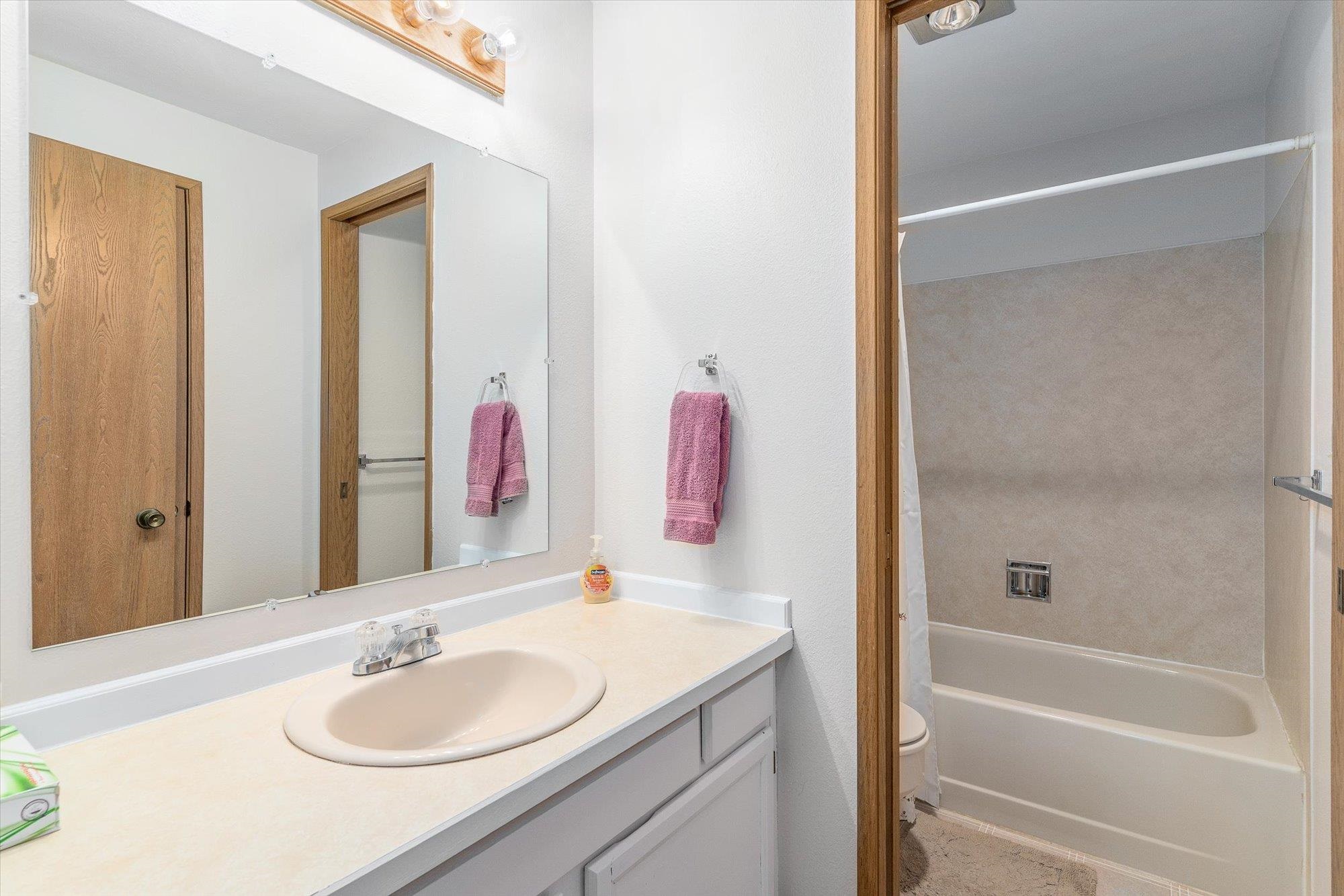 5102 North Calvin Road Spokane Valley, WA 99216 - Photo 7 of 20 Gallery Image 7