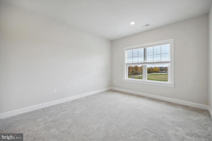 325 Piper Lane Exton, PA 19341 - Photo 20 of 24 an empty room with windows