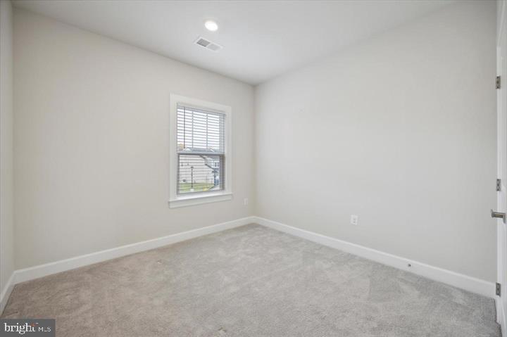 325 Piper Lane Exton, PA 19341 - Photo 21 of 24 an empty room with a window