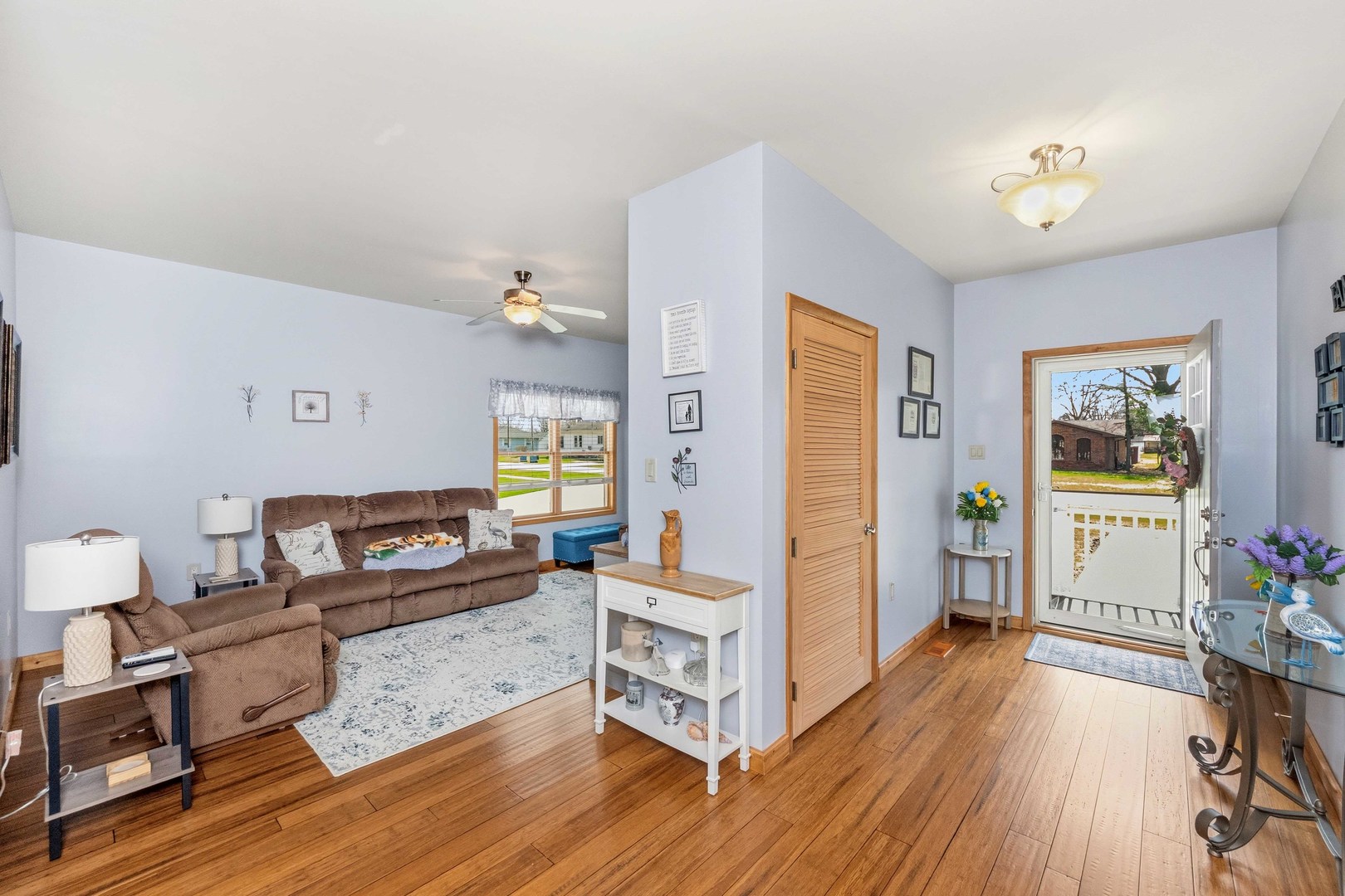 620 West 6th Street Minonk, IL 61760 - Photo 15 of 35 a living room with furniture and a wooden floor