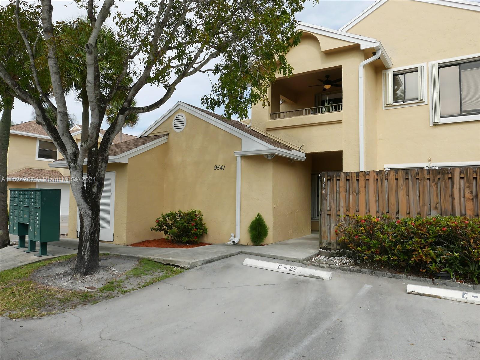 9541 Southwest 2nd Ct Unit 106  