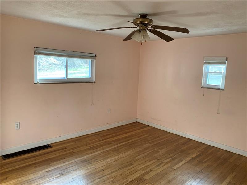 2210 Turkey Ridge Road New Kensington, PA 15068 - Photo 8 of 10 Gallery Image 8