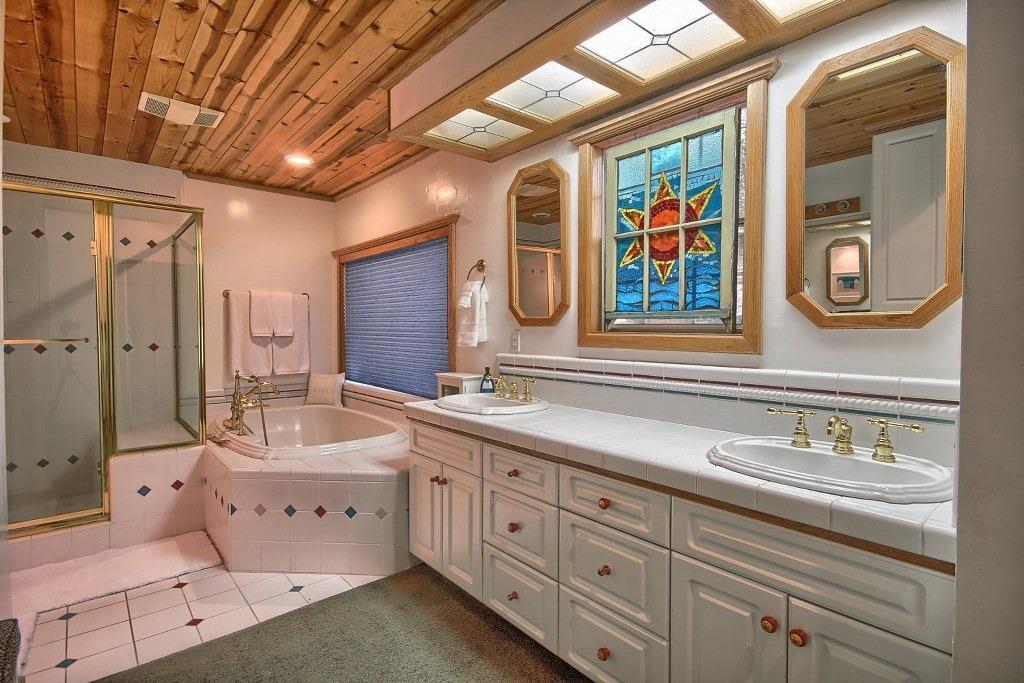 53677 Acorn Road Bass Lake, CA 93604 - Photo 20 of 34 Gallery Image 20