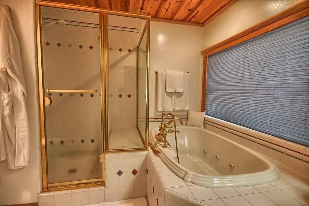 53677 Acorn Road Bass Lake, CA 93604 - Photo 21 of 34 Gallery Image 21