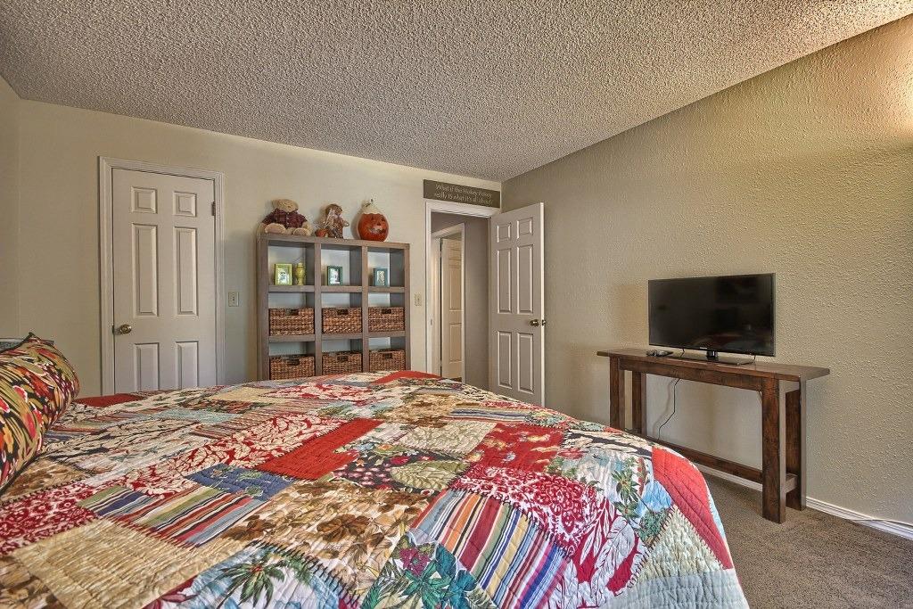 53677 Acorn Road Bass Lake, CA 93604 - Photo 29 of 34 Gallery Image 29