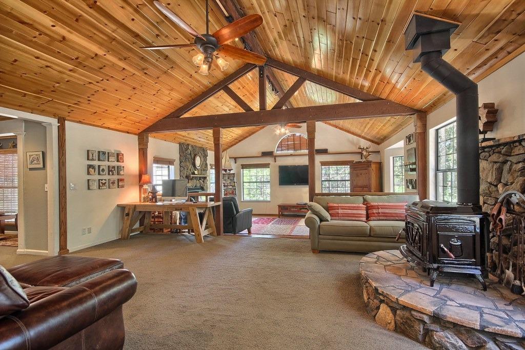53677 Acorn Road Bass Lake, CA 93604 - Photo 5 of 34 Gallery Image 5