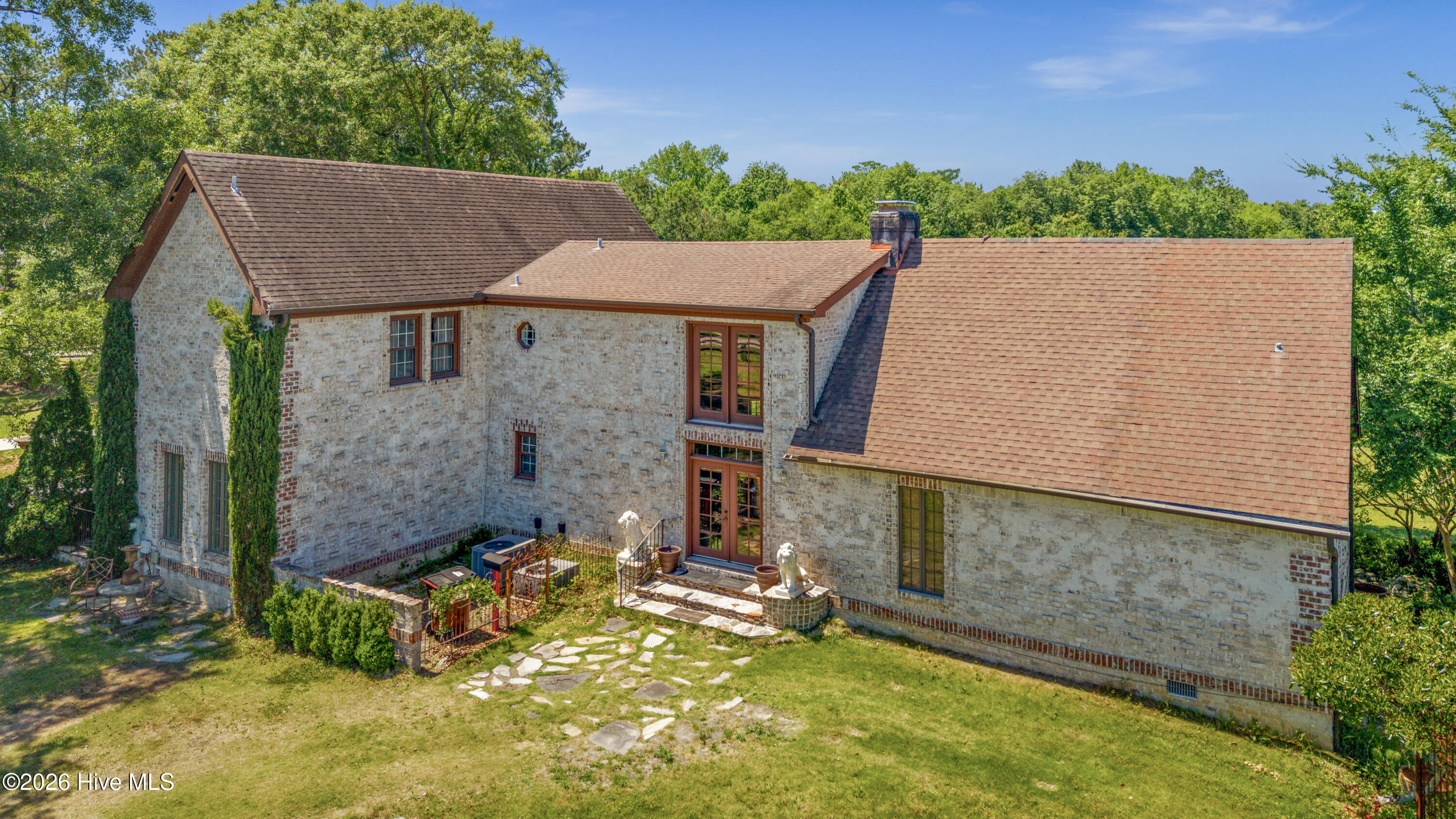 201 Winding Creek Road Rocky Point, NC 28457 - Photo 11 of 125 15-DJI_20260504014353_0042_D