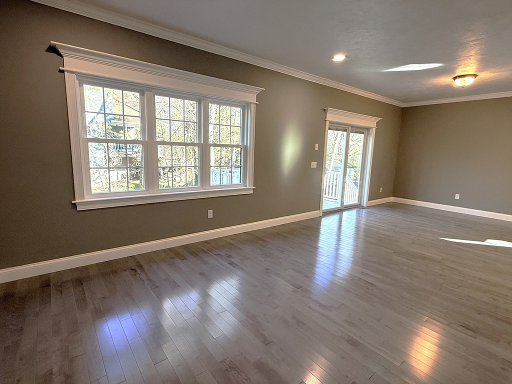 24 Cooper Road Webster, MA 01570 - Photo 14 of 42