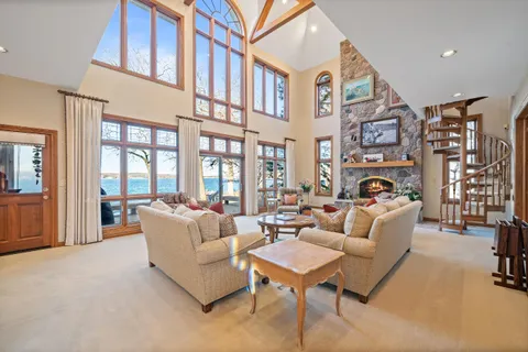 $10,995,000 | W2908 Walcowis Drive, Linn, WI 53147