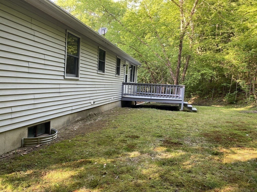 445 Douglas Road Northbridge, MA 01588 - Photo 21 of 23