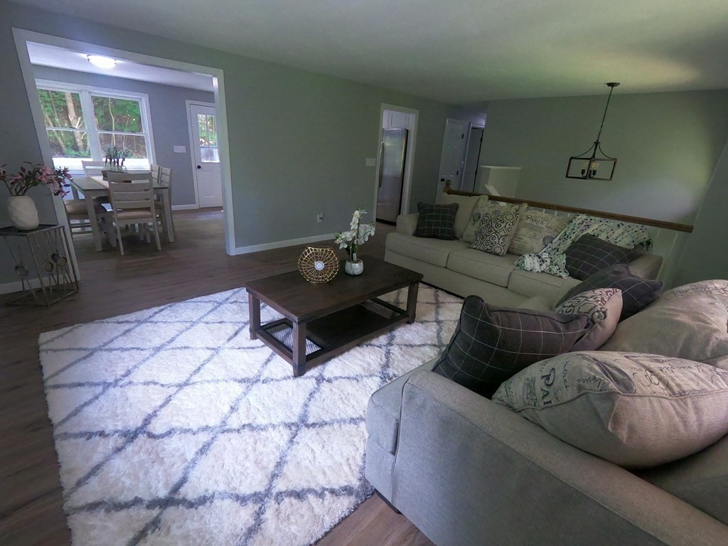 445 Douglas Road Northbridge, MA 01588 - Photo 6 of 23