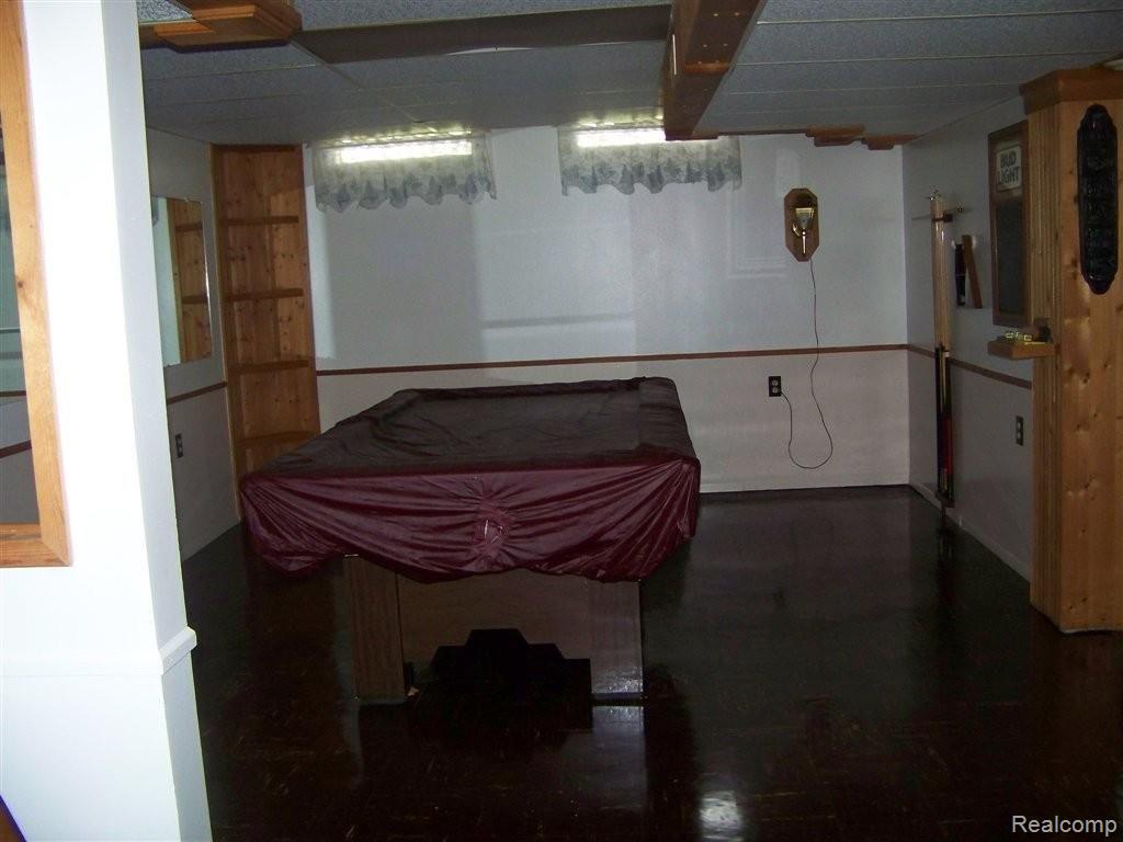 7633 Pardee Road Taylor, MI 48180 - Photo 13 of 20 015.JPG