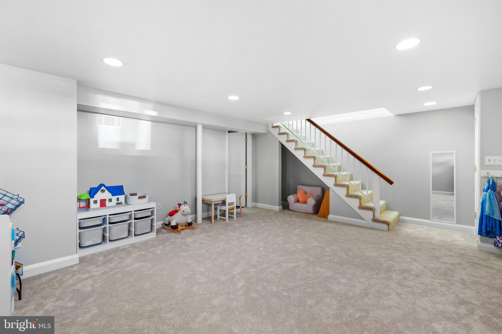 237 Brandon Road Baltimore, MD 21212 - Photo 20 of 27 Family Room