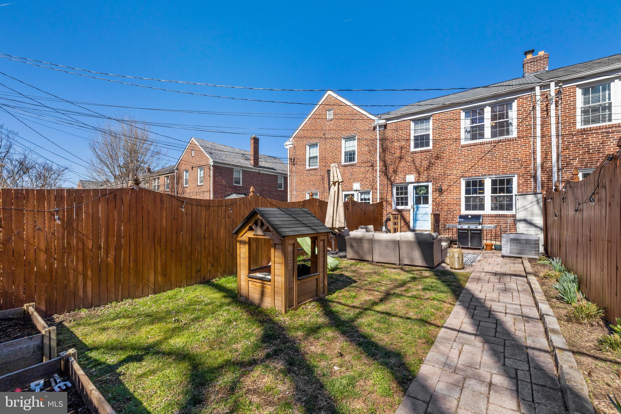 237 Brandon Road Baltimore, MD 21212 - Photo 23 of 27 Privacy Fenced Back Yard