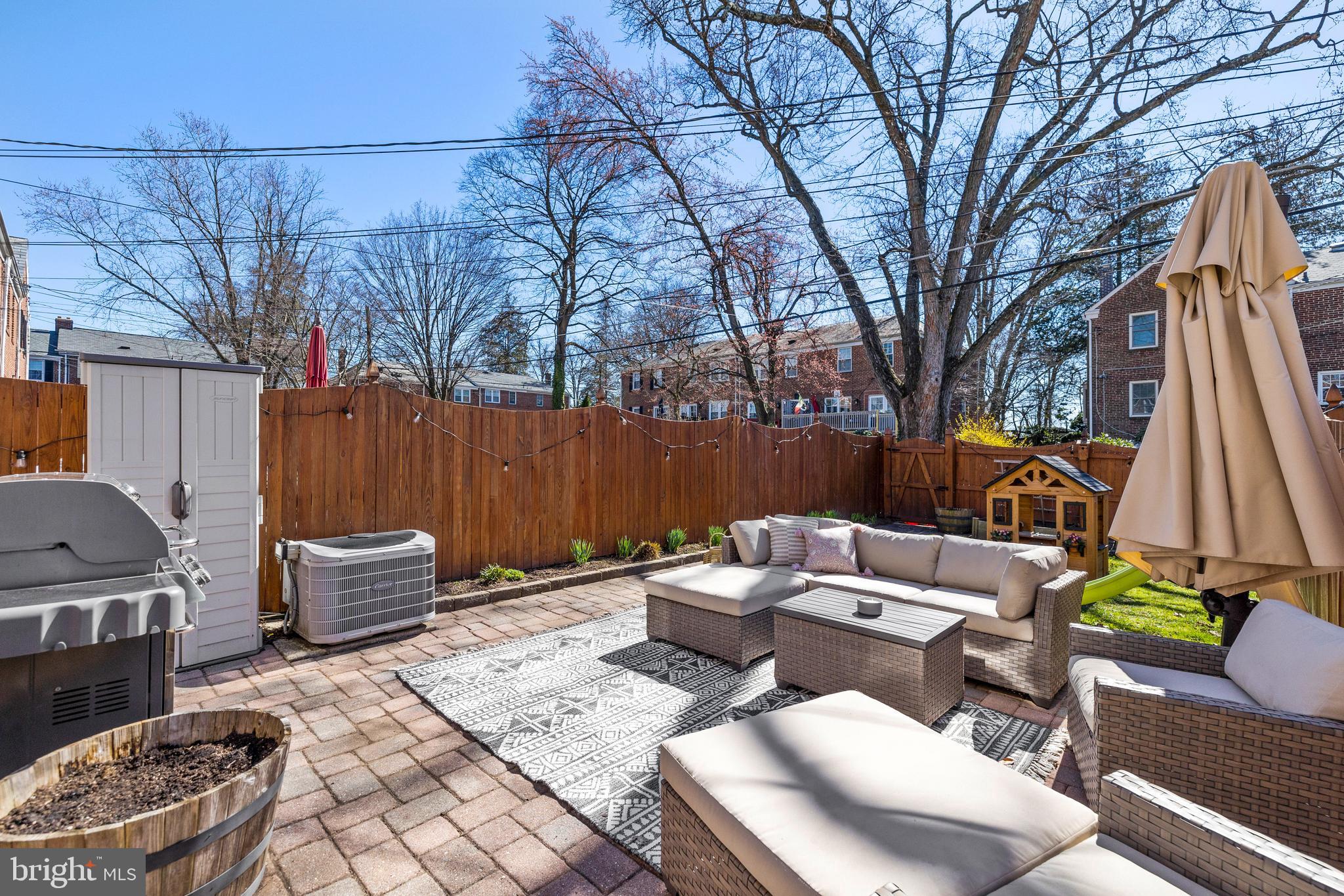 237 Brandon Road Baltimore, MD 21212 - Photo 24 of 27 Paver Block Patio