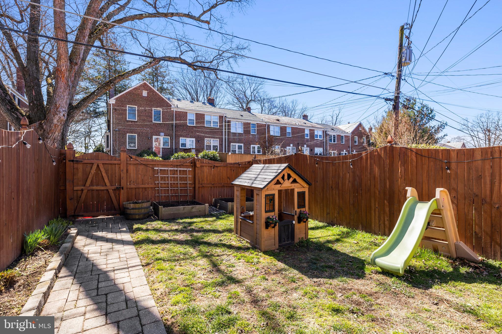 237 Brandon Road Baltimore, MD 21212 - Photo 27 of 27 Yard