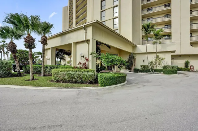 $8,500 | 300 Ocean Trail Way, Unit 410, Jupiter, FL 33477