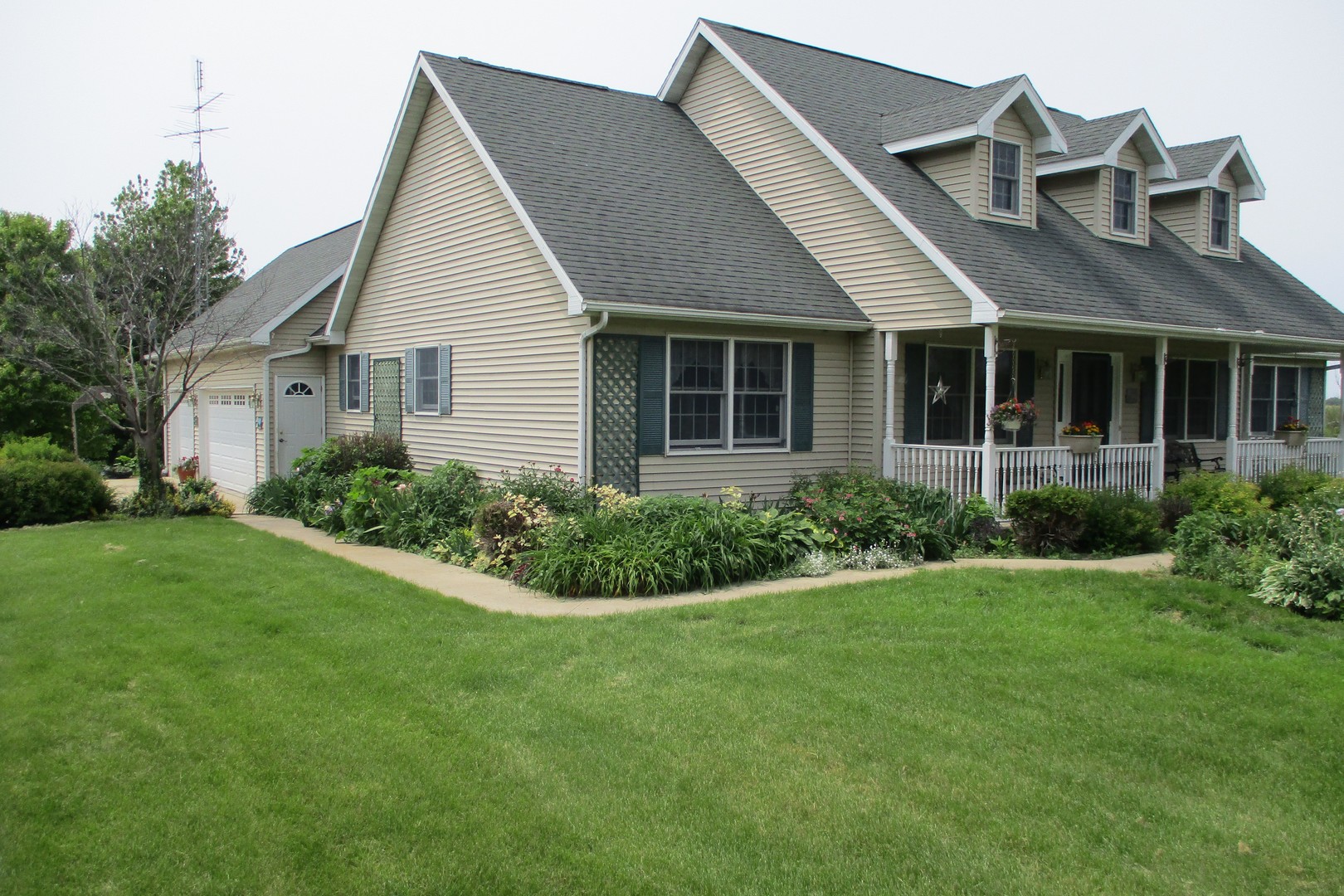 26968 Penrose Road Sterling, IL 61081 - Photo 1 of 30