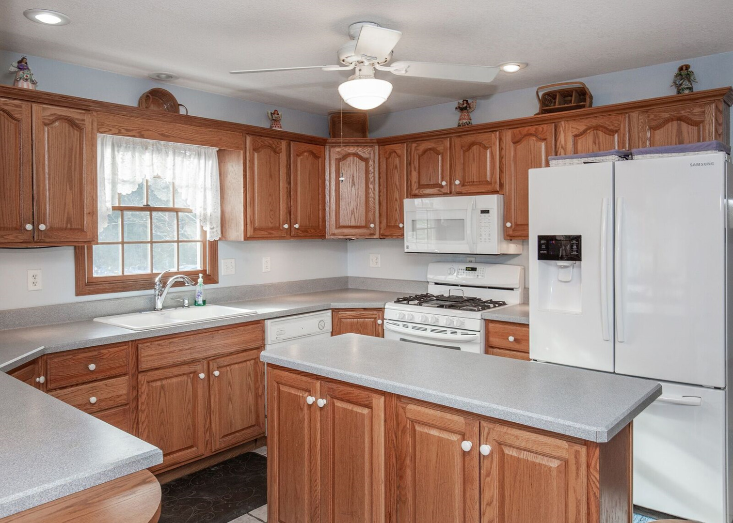 26968 Penrose Road Sterling, IL 61081 - Photo 9 of 30
