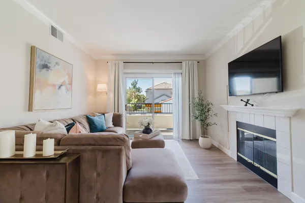 $374,850 | 612 Horizon Cove, Unit 2034, Rocklin, CA 95677