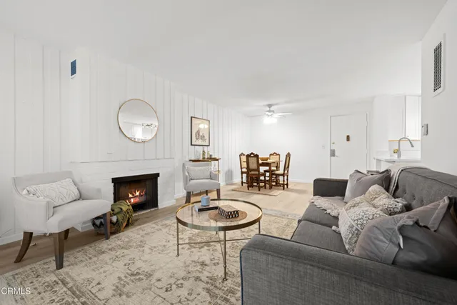 $575,000 | 6355 Green Valley Circle, Unit 101, Culver City, CA 90230