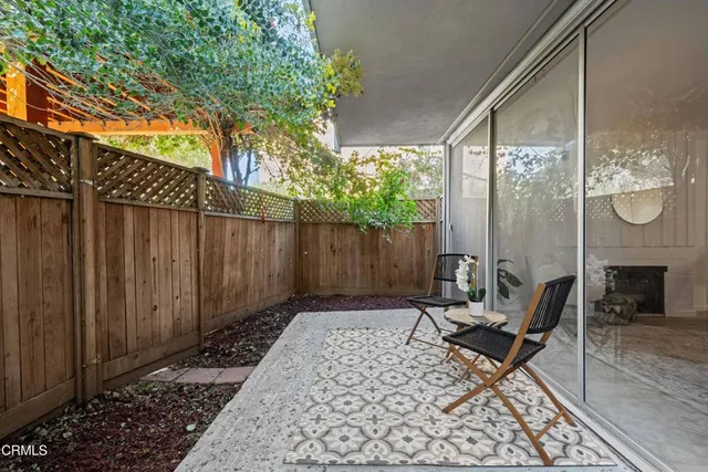 $575,000 | 6355 Green Valley Circle, Unit 101, Culver City, CA 90230