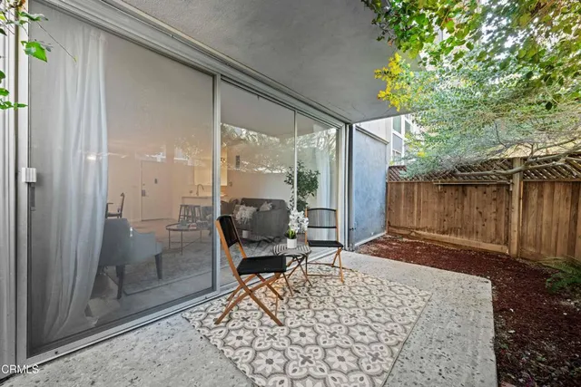 $575,000 | 6355 Green Valley Circle, Unit 101, Culver City, CA 90230