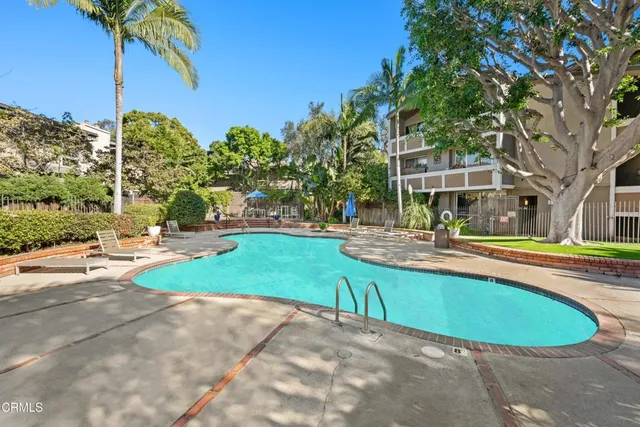 $575,000 | 6355 Green Valley Circle, Unit 101, Culver City, CA 90230