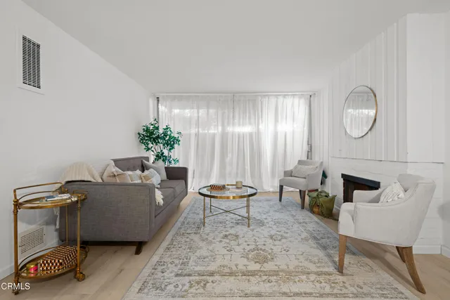 $575,000 | 6355 Green Valley Circle, Unit 101, Culver City, CA 90230