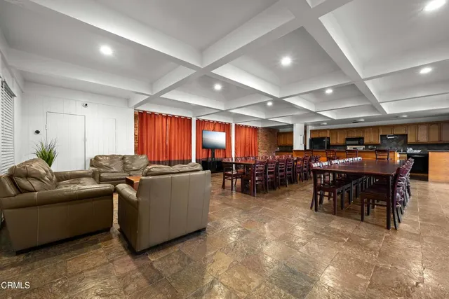 $575,000 | 6355 Green Valley Circle, Unit 101, Culver City, CA 90230