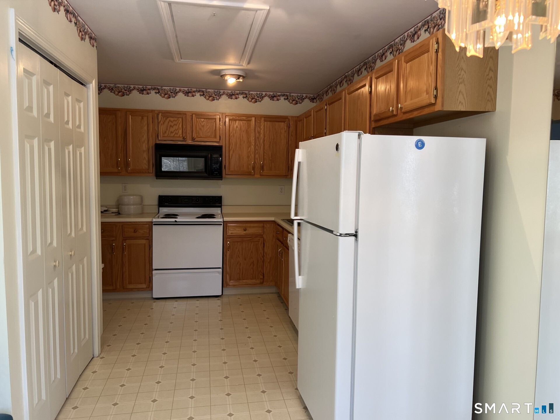 150 Forest Road, Unit 25 Milford, CT 06461 - Photo 11 of 25