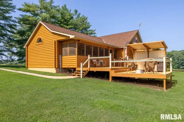 $580,000 | 32 New Home Road, Eddyville, IL 62928