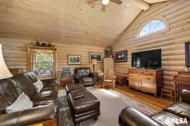 $580,000 | 32 New Home Road, Eddyville, IL 62928