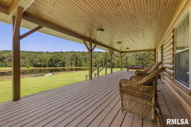 $580,000 | 32 New Home Road, Eddyville, IL 62928