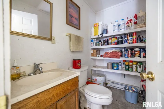 $580,000 | 32 New Home Road, Eddyville, IL 62928