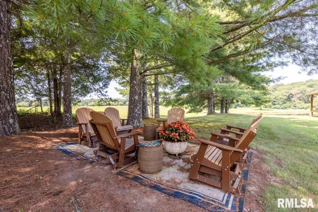 $580,000 | 32 New Home Road, Eddyville, IL 62928