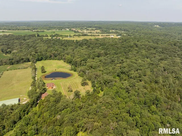 $580,000 | 32 New Home Road, Eddyville, IL 62928