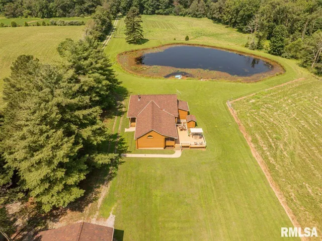 $580,000 | 32 New Home Road, Eddyville, IL 62928