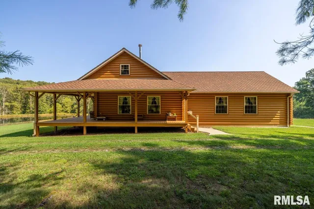 $580,000 | 32 New Home Road, Eddyville, IL 62928