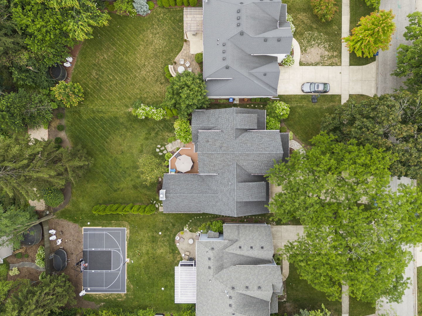 900 East Indiana Street Wheaton, IL 60187 - Photo 45 of 54 an aerial view of a house with a yard