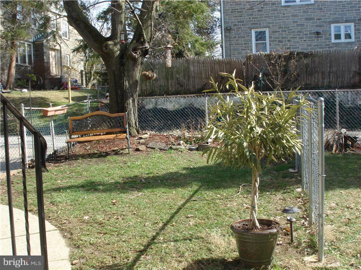 6 East Providence Road Yeadon, PA 19050 - Photo 22 of 23 Back Yard