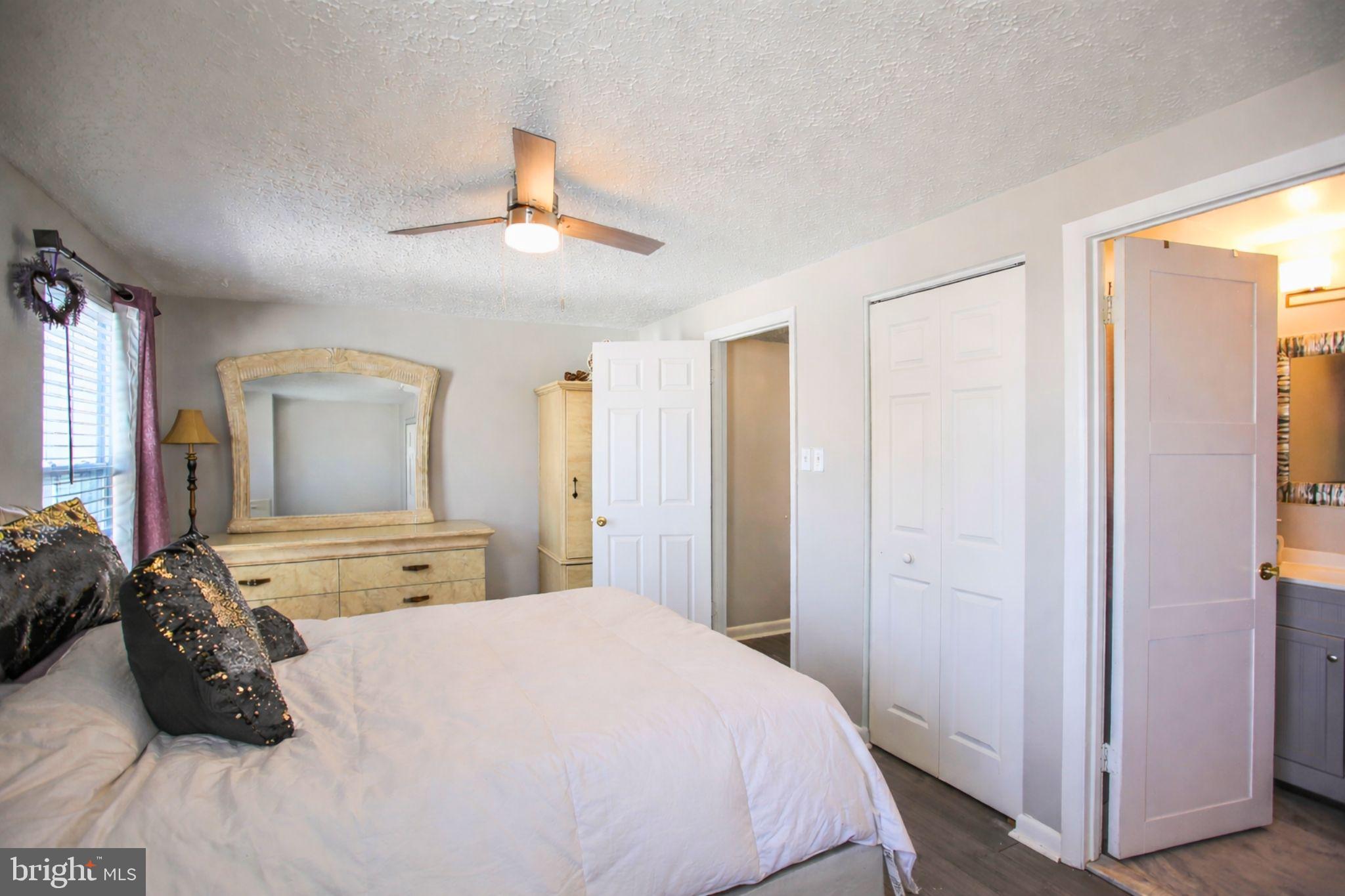 8752 Ritchboro Road District Heights, MD 20747 - Photo 11 of 27